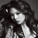 Аватар Корейская певица, участница группы 4minute, Ким ХенА / Kim Hyuna со струящимися волосами