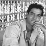 Аватар Индийский актер Hrithik Roshan / Ритик Рошан посылает воздушный поцелуй