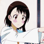 Аватар Kosaki Onodera / Косаки Онодэра из аниме Притворная любовь / Nisekoi вытягивает карту и глядя в нее меняет свое выражение лица