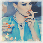 99px.ru аватар Девушка с сигаретой и прозрачным стаканом в руках, в блистающем ожерелье