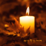 99px.ru аватар Горящая свеча среди осенних листьев (autumn / осень)