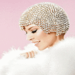 Аватар Австралийская певица и актриса Kylie Minogue / Кайли Миноуг в блестящей шапочке