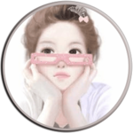99px.ru аватар Азиатка в розовых очках подперла руками подбородок и недовольно отвела взгляд в сторону