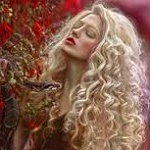 Аватар Девушка-блондинка со змеей в руке, фотограф Agnieszka Lorek