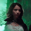 Аватар Emily Rudd / Радд - киноактриса, модель идет сквозь густой туман