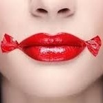 Аватар Девушка - конфетка с накрашенными губами