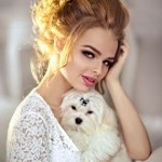 Аватар Девушка со щенком на руках