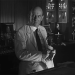 Аватар Buster Keaton / Бастер Китон в роли бармена протирает посуду