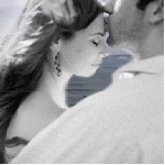 99px.ru аватар Мужчина целует нежно девушку в лоб