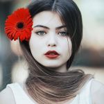 Аватар Девушка с красной герберой, by Jovana Rikalo