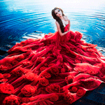 99px.ru аватар Девушка в красном платье на фоне озера