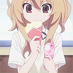 99px.ru аватар Тайга Айсака / Taiga Aisaka из аниме ТораДора! / Toradora! жует блинчик и смотрит в телефон