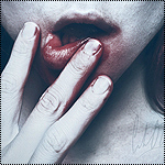 99px.ru аватар Девушка размазывает кровь на губах, by cristina-otero