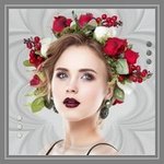 Аватар Девушка в венке из роз
