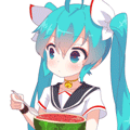 99px.ru аватар Vocaloid Hatsune Miku / Вокалоид Хацунэ Мику вырезает ложкой круг внутри разрезанного арзбуза