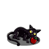 99px.ru аватар Желтоглазый черный кот играет с красным яблоком, by Z-studios
