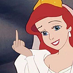 99px.ru аватар Ariel / Ариэль из мультфильма Little Mermaid / Русалочка, одетая в свадебный наряд показывает средний палец