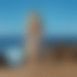 99px.ru аватар Девушка стоит спиной к нам на фоне моря, автор sunpengsss