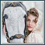 99px.ru аватар Девушка обнимает белую лошадь