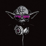 99px.ru аватар Силуэт Йоды / Yoda из фильма «Звездные войны» / Star Wars на темном фоне в очках и с наушниками на шее