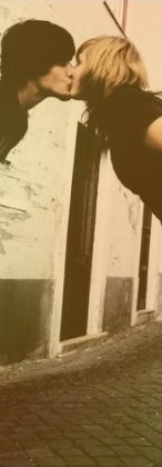 Аватар вконтакте поцелуй