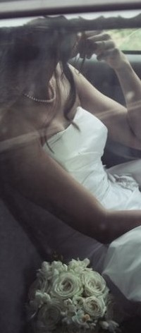 99px.ru аватар невеста переживает сидя в машине