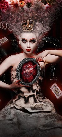 Скачать Queen Of Hearts
