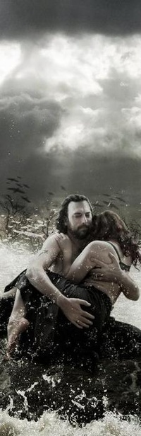 99px.ru аватар Мужчина выносит женщину из воды