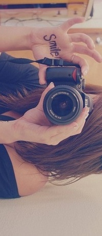 Аватар вконтакте девушка с фотоаппаратом smile