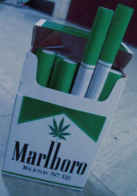 Сигаретные пачки Marlboro выпущенные в России до 2010 года