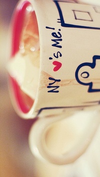 Аватар вконтакте Чашка с надписью NY love's ME!