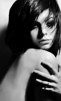 99px.ru аватар Красивая девушка в черно-белых тонах