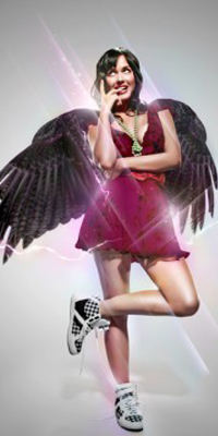 99px.ru аватар Девушка с чёрными крыльями в кроссовках