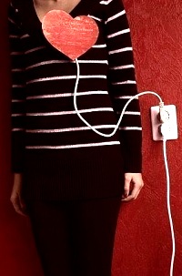 99px.ru аватар Сердце девушки работает от электротока