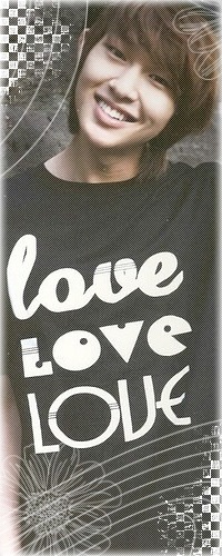 99px.ru аватар Lee Jinki (Onew/Онью) - лидер группы SHINee в чёрной майке с надписями 'love Love LOVE'