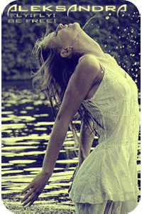 Аватар вконтакте Девушка в воде (Aleksandra. Fly Fly. Be Free)