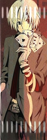 99px.ru аватар Аллен Волкер (Уолкер) / Allen Walker из аниме 'D.Gray-Man', улыбаясь держит карты