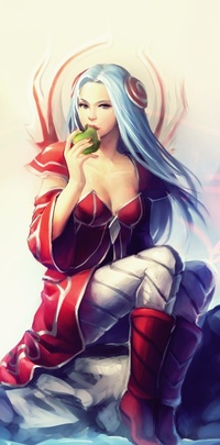 Аватар вконтакте Ирелия / Irelia из игры Лига Легенд / League of Legends ест зелёное яблоко
