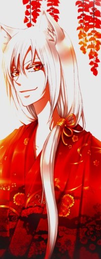 99px.ru аватар Улыбающийся Томое / Tomoe из аниме Очень приятно, Бог / Kami-sama Hajimemashita в ярком оранжевом кимоно с цветами осенью