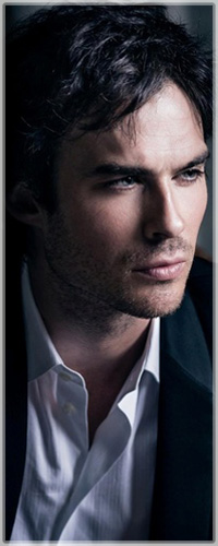 Аватар вконтакте Американский актер Иен Сомерхолдер / Ian Somerhalder в черном пиджаке и белой рубашке смотрит в сторону