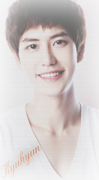 Аватар вконтакте Корейский певец Kyuhyun из группы Super Junior мило улыбается