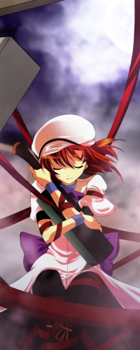 Аватар вконтакте Рена Рюгу / Rena Ruugu, из аниме Когда плачут цикады / Higurashi no Naku Koro ni, прижимает к себе секач, сидя среди обломков и красных лент