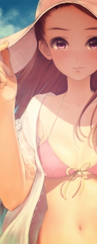 Аватар вконтакте Минасе Иори / Minase Iori из аниме Идолмастер / Idolmaster стоит на пляже в купальнике и пляжной шляпе