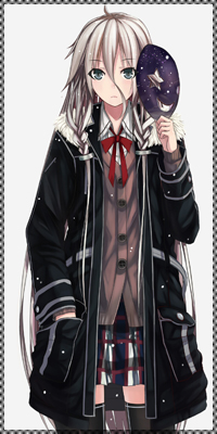 Аватар вконтакте Грустная Vocaloid Ia / Вокалоид Йа в зимнем пальто, стоит, держа одну руку в кармане, а в другой руке держит улыбающуюся маску со звездочкой вместо глаза