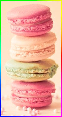 Аватар вконтакте Четыре печенья Macarons лежат друг на друге