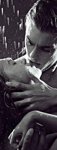 99px.ru аватар Парень обнимает девушку под дождем