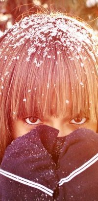 Аватар вконтакте Девушка прикрыла себя руками, by IndieChild19