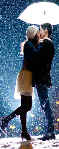99px.ru аватар Влюбленная пара целуется под падающим снегом