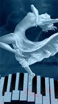 99px.ru аватар Девушка танцует на клавишах рояля