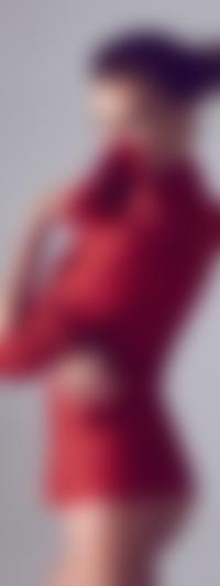 99px.ru аватар Девушка с цветком в руке